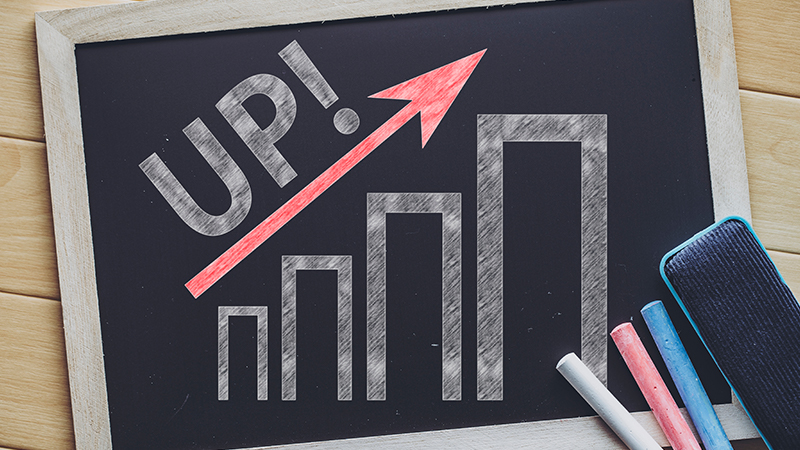 効果的な販促物を制作する事で集客力が向上し企業の売上に貢献できることを表した画像